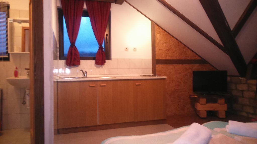 T&m Apartamento Mrkopalj